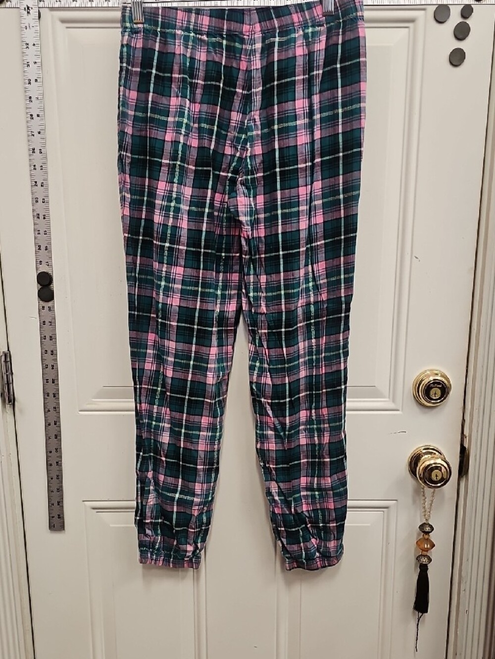 Victoria's Secret Teal, Pink & Black Plaid Pajama Bottoms - Picture 7 of 7